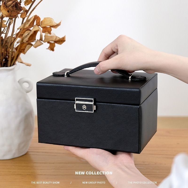 中型PU革フラネルの包装 プレゼントボックス リング イヤリング ペンダント ネックレス ブレスレット 時計 シガ 香水 宝石セット